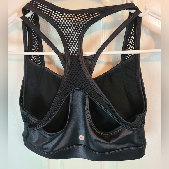 90 Degrees Woman's Seamless Sports Bra with strappy backed details, Size: XS - Picture 7 of 13